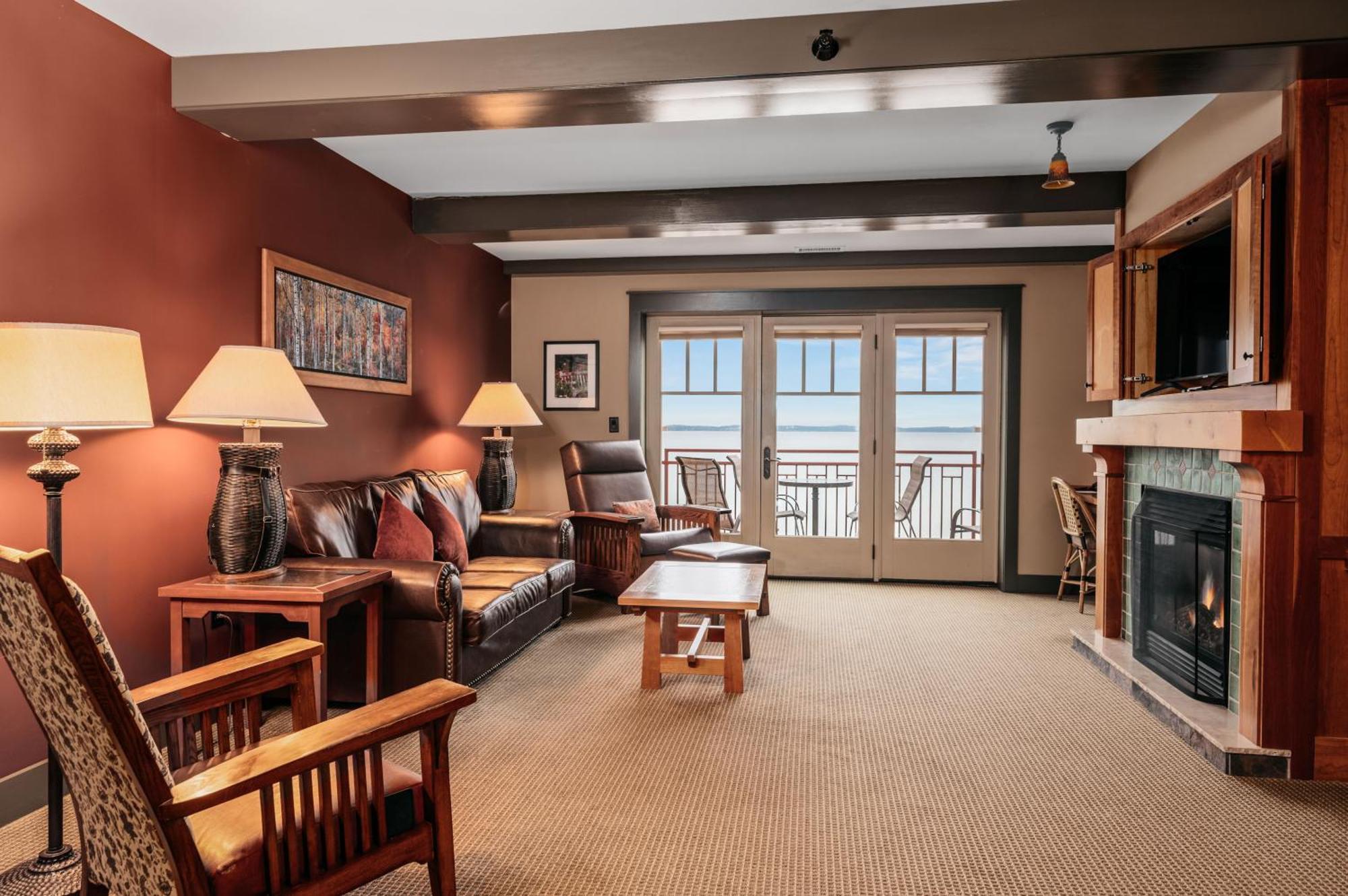 Tamarack Lodge トラバーズ・シティ 部屋 写真